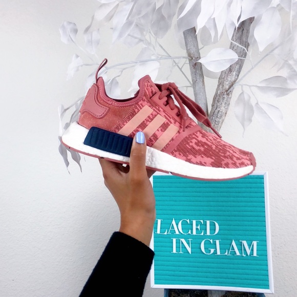 adidas nmd r1 raw pink glitch